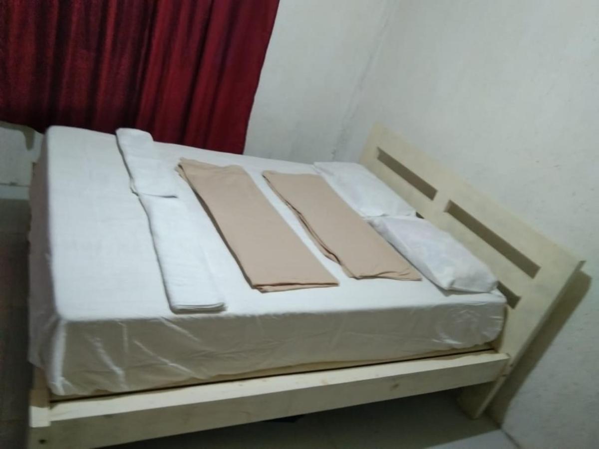 Jolitosplace Homestay Daanbantayan エクステリア 写真