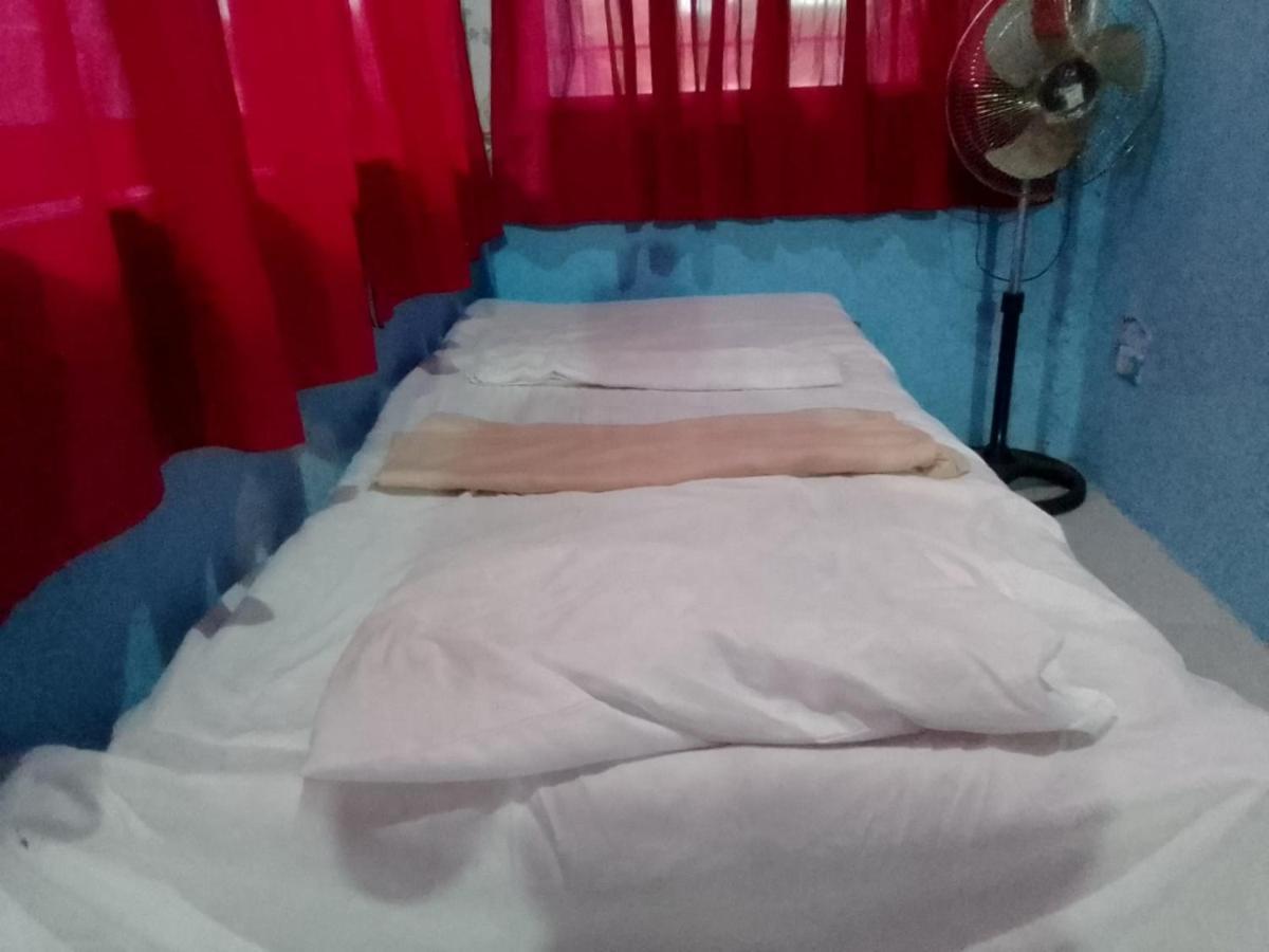 Jolitosplace Homestay Daanbantayan エクステリア 写真